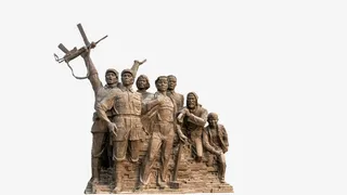 战斗英雄雕塑免抠