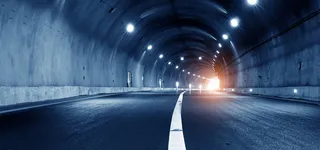 夜晚隧道霓虹灯光高清