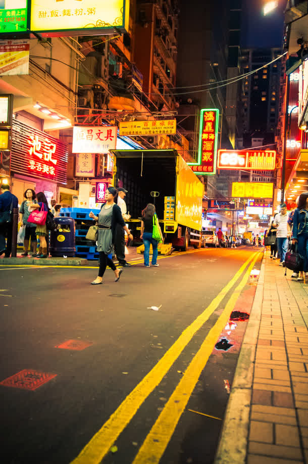 中国城市街道夜景免抠