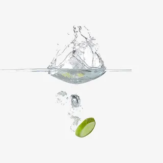 冒着水花的柠檬片免抠