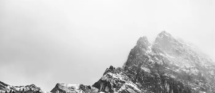 自然简约大气雪山背景高清