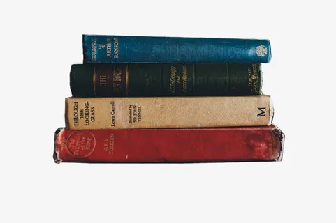 砖红色的典籍免抠