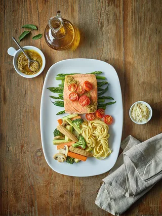 简约温馨美食背景促销海报高清