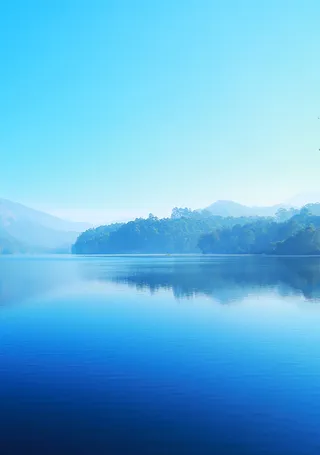 唯美湖面背景图片高清