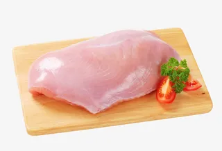 案板上的鸡脯肉免抠