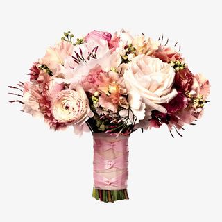 新娘手捧花粉色鲜花免抠