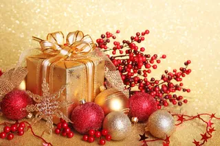 圣诞节礼物与圣诞球免抠