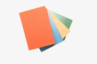 新的一堆书的俯视图实物免抠