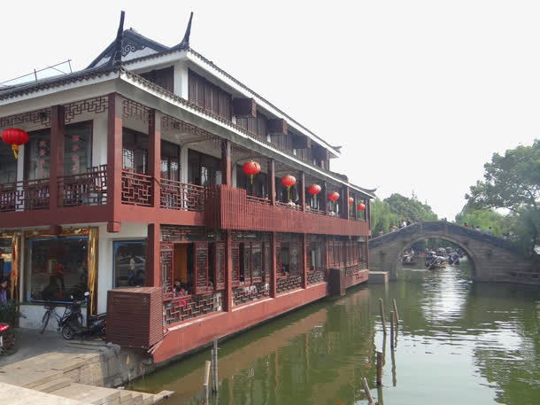 周庄复古酒楼免抠