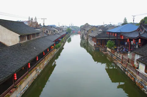 故乡的小河免抠