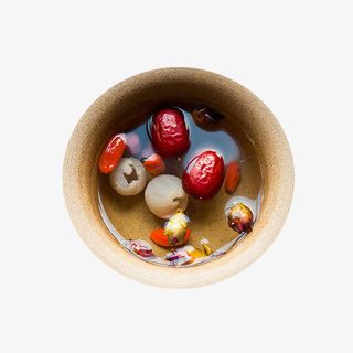 产品实物莲子红枣桃花茶免抠