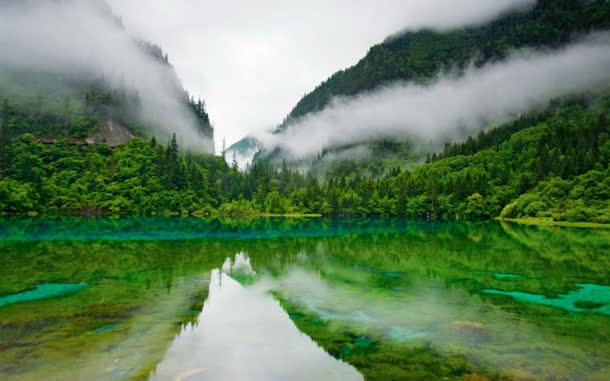 海水白云高山水雾免抠