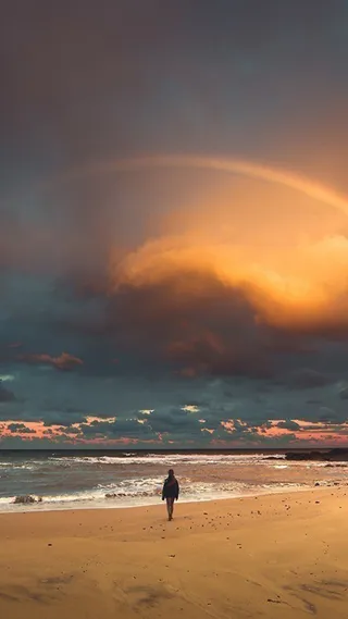 简约清新文艺沙滩H5背景高清