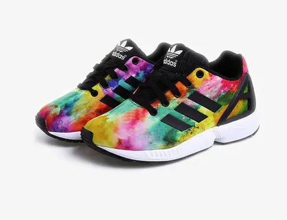 adidas阿迪达斯板鞋免抠 adidas阿迪达斯板鞋免抠