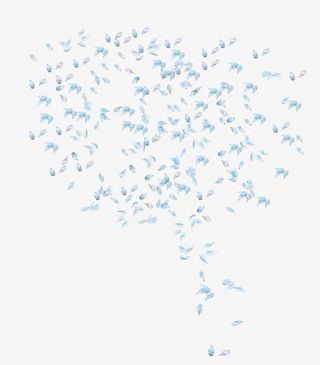 蓝色清新手绘花瓣漂浮素材免抠