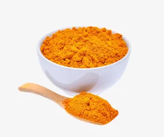 装满干 姜黄粉的碗和木汤勺实物免抠