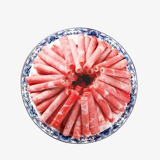 一碟精致的羊肉卷设计免抠