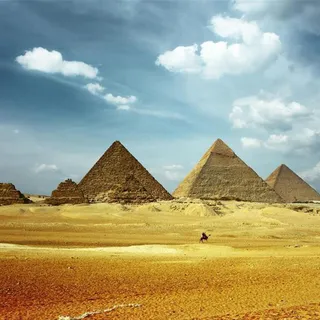 简约沙漠背景图高清