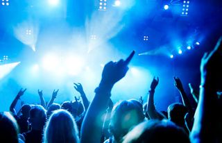 酒吧跳舞的人免抠