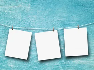 墙面上的广告牌免抠