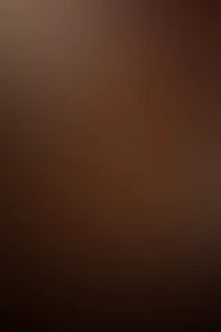 棕色模糊渐变海报免抠