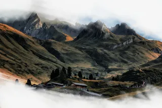 春天绿色山水石头山免抠