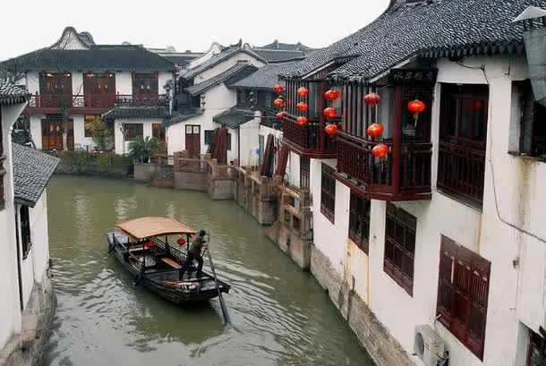 白色古风民居免抠