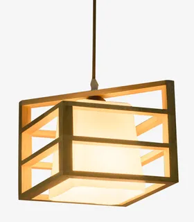 日式木质楼梯间吊灯免抠