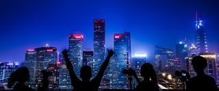 城市建筑酷炫夜景灯光人物剪影banner高清