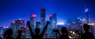 城市建筑酷炫夜景灯光人物剪影banner高清