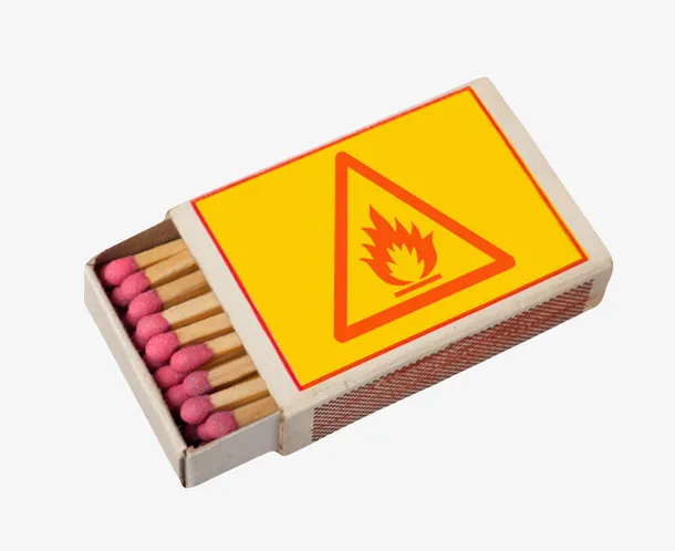 红色取火工具盒子里的着火标志火免抠