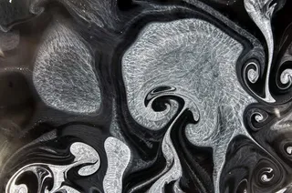 黑色与白色颜料混合背景