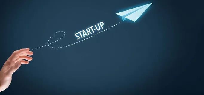 商务飞翔的纸飞机高清图片高清