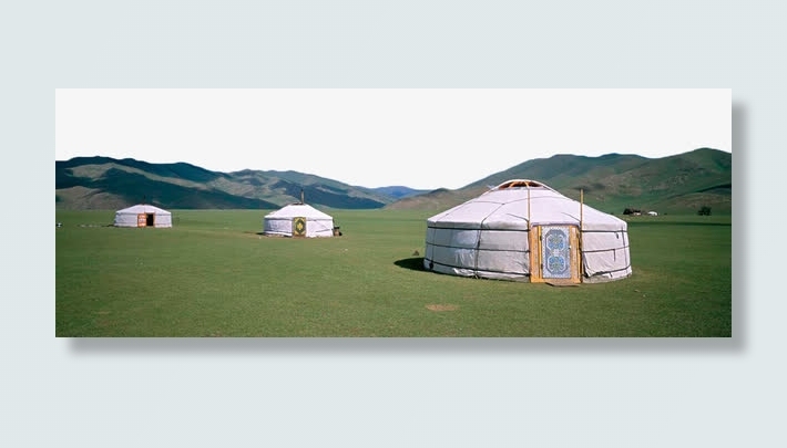 草原上的蒙古包免抠