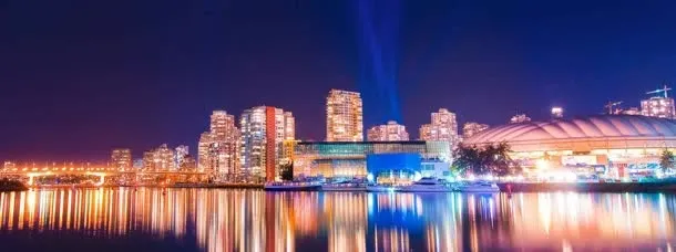 城市夜景海报免抠
