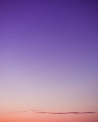 紫粉色渐变电商海报免抠