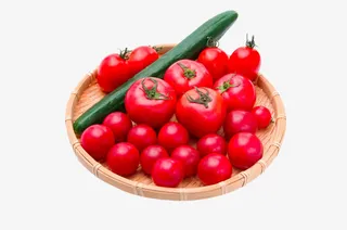 筛子里的西红柿黄瓜免抠