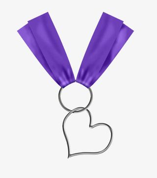 彩带心形挂件免抠