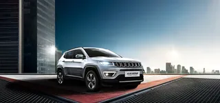 高档大气吉普汽车背景高清