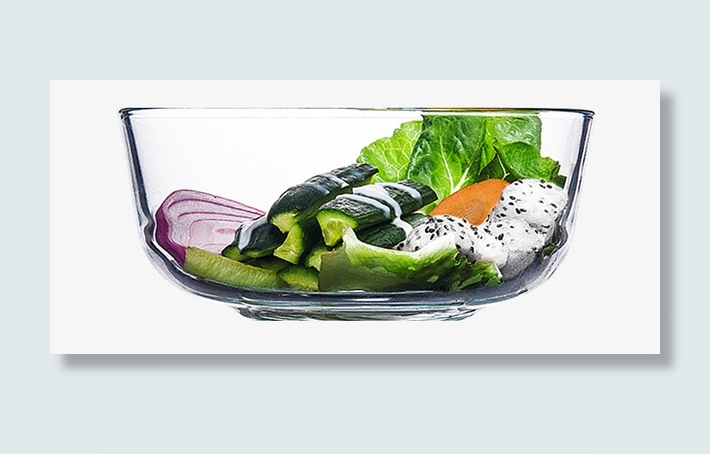透明碗里的蔬菜免抠