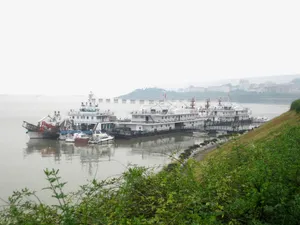 三峡大坝河水免抠