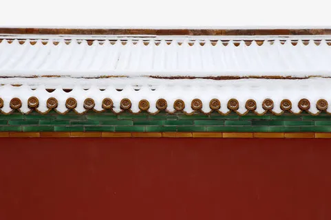 积雪宫殿一角免抠