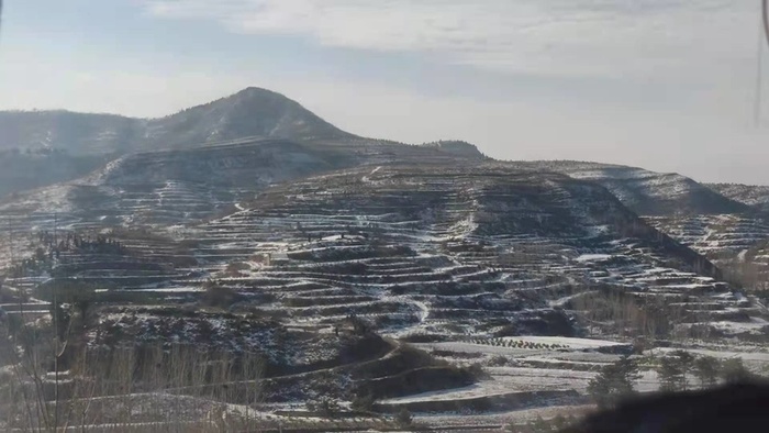 冰雪渐渐消融高清