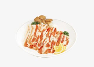 手绘粉色食材羊肉片免抠