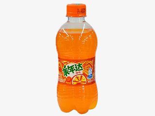 小瓶美年达330免抠