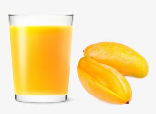 一杯黄色的芒果味果汁儿免抠
