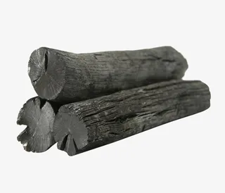 均匀码放的黑色木炭免抠