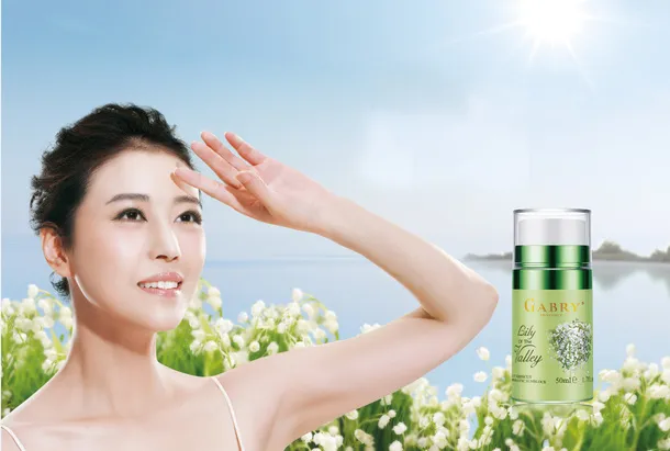 阳光美女，夏日洗化，满天星免抠