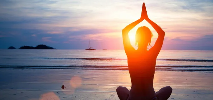 女性瑜伽运动背景高清