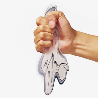 手握着变形的钟表免抠